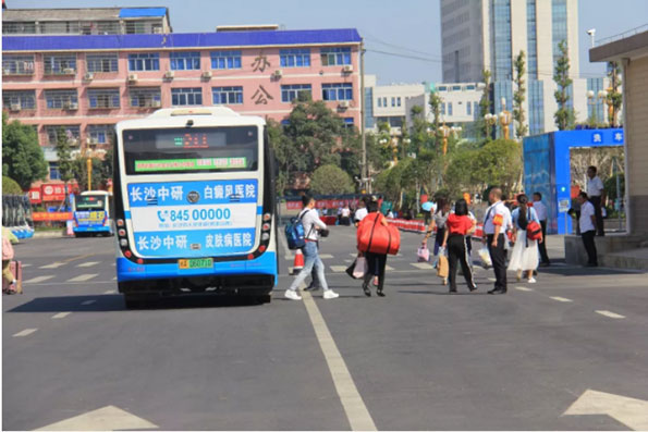 湖南望城縣雷鋒汽車運輸有限公司,長沙城市交通,校車運營,安保服務,新能源科技