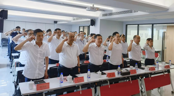 湖南駿達集團有限公司,長沙城市交通,校車運營,安保服務,新能源科技