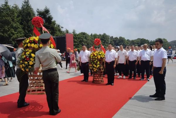 湖南駿達集團有限公司,長沙城市交通,校車運營,安保服務,新能源科技