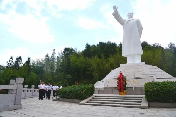 湖南駿達集團有限公司,長沙城市交通,校車運營,安保服務,新能源科技