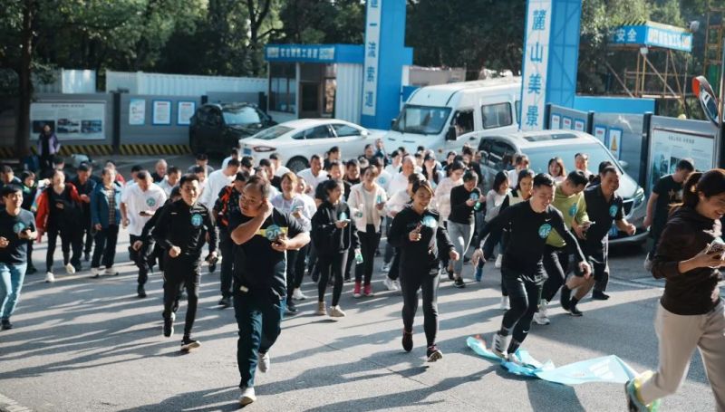 湖南駿達集團有限公司,長沙城市交通,校車運營,安保服務,新能源科技