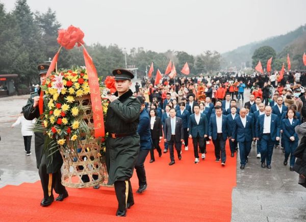 湖南駿達集團有限公司,長沙城市交通,校車運營,安保服務,新能源科技