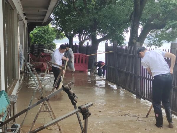 湖南駿達集團有限公司,長沙城市交通,校車運營,安保服務,新能源科技