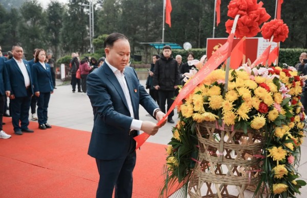 湖南駿達集團有限公司,長沙城市交通,校車運營,安保服務,新能源科技